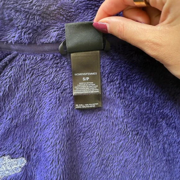 The North Face Purple Fleece Jacket - Picture 5 of 6